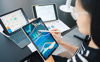 Which Key Economic, Social, and Regulatory Factors Are Driving Current Trends in Louisiana's Local Property Markets?